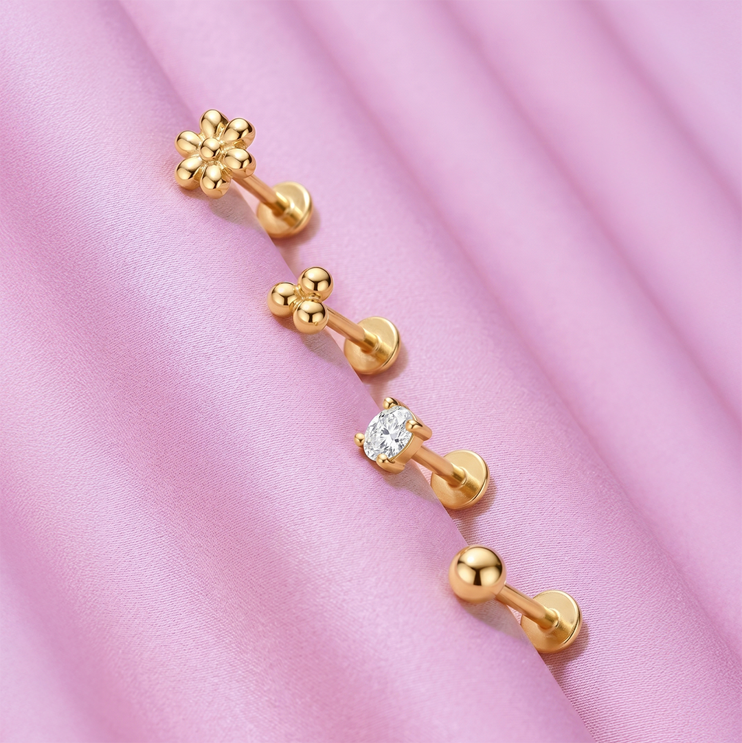 Daisy Flatback Stud Earring
