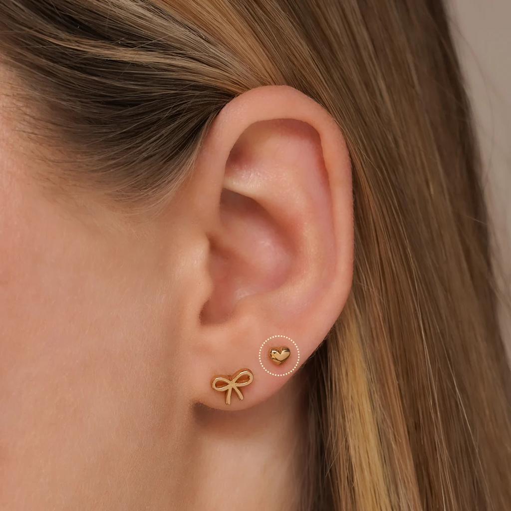 Heart Flatback Stud Earring
