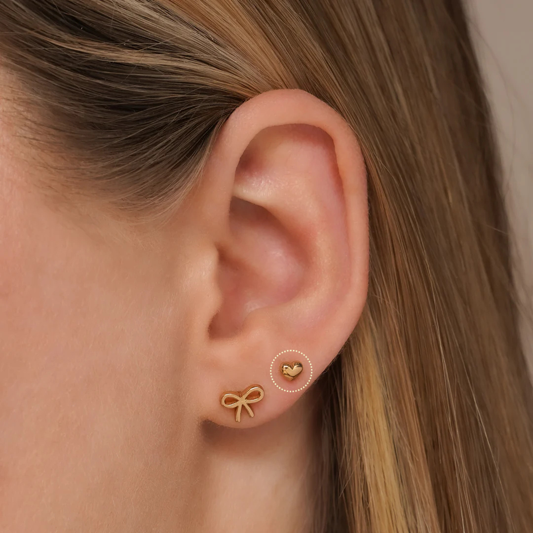 Heart Flatback Stud Earring